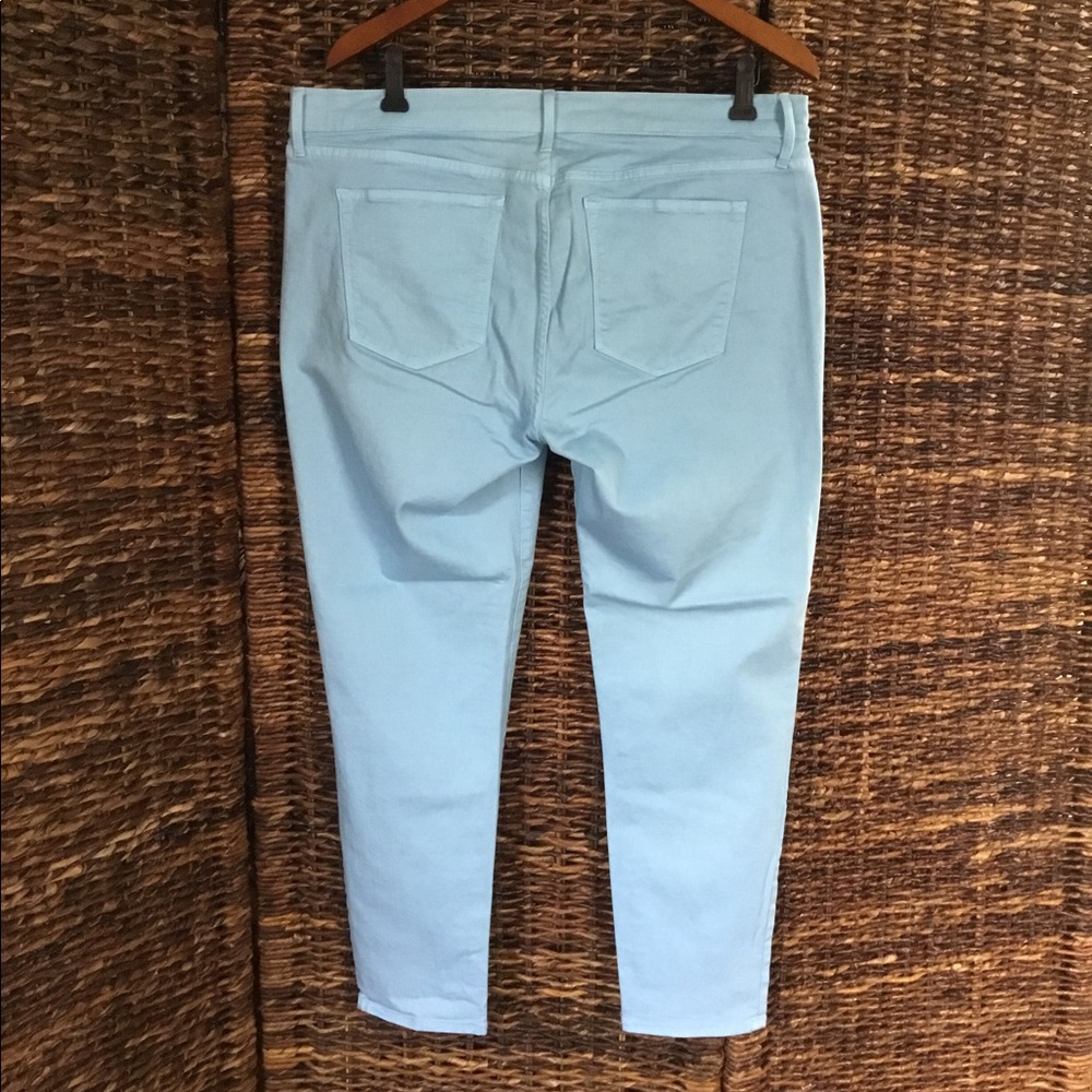 GAP - Picture 3 of 13